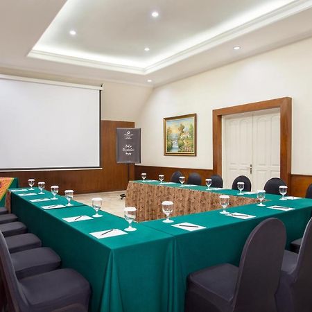 The Phoenix Hotel Yogyakarta - Handwritten Collection Exterior foto Meeting room
